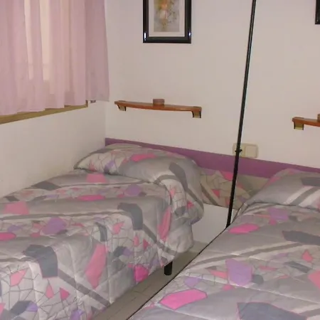 Acogedor Con Piscina Proximo A La Playa Appartamento Tossa de Mar